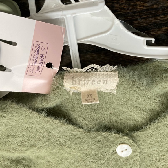 Girls Sage Green Daisy Floral Sweater & Skirt 3-Piece Set Size 2T - Picture 7 of 8